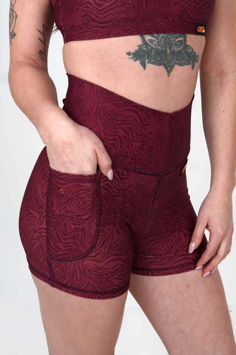 Short Wavy Wine